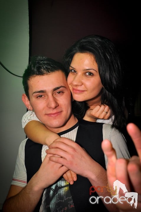 Club Atti's pe ringul de dans, 