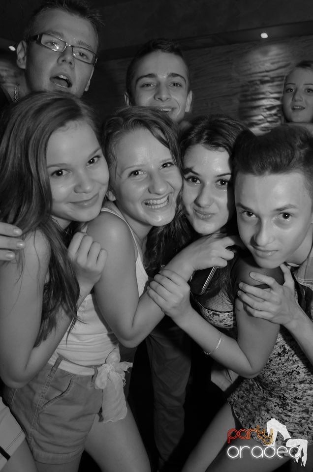 Club Downtown - Sâmbătă noaptea, 