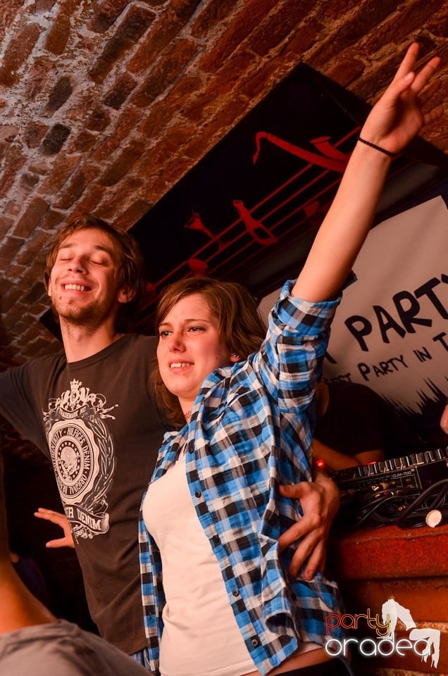 Club Escape: NMD Student's Party, 