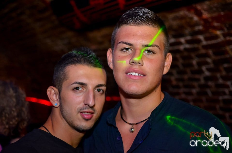 Club Escape nu doarme!, 