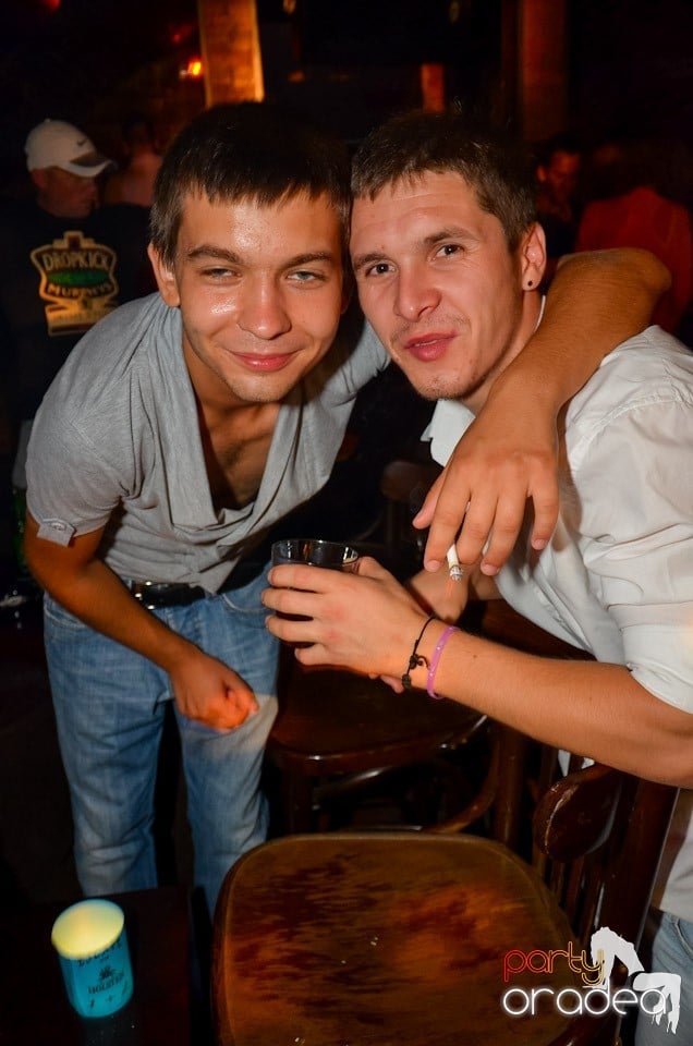 Club Escape nu doarme!, 