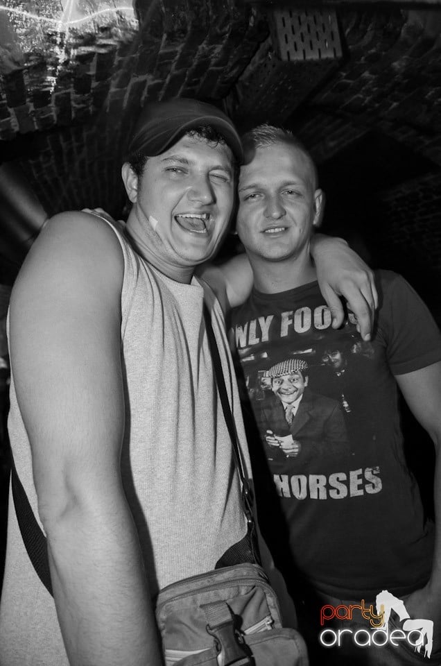 Club Escape nu doarme!, 