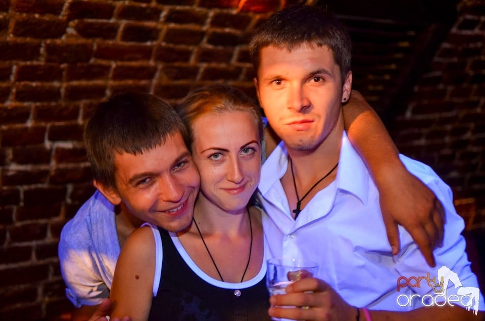 Club Escape nu doarme!, 