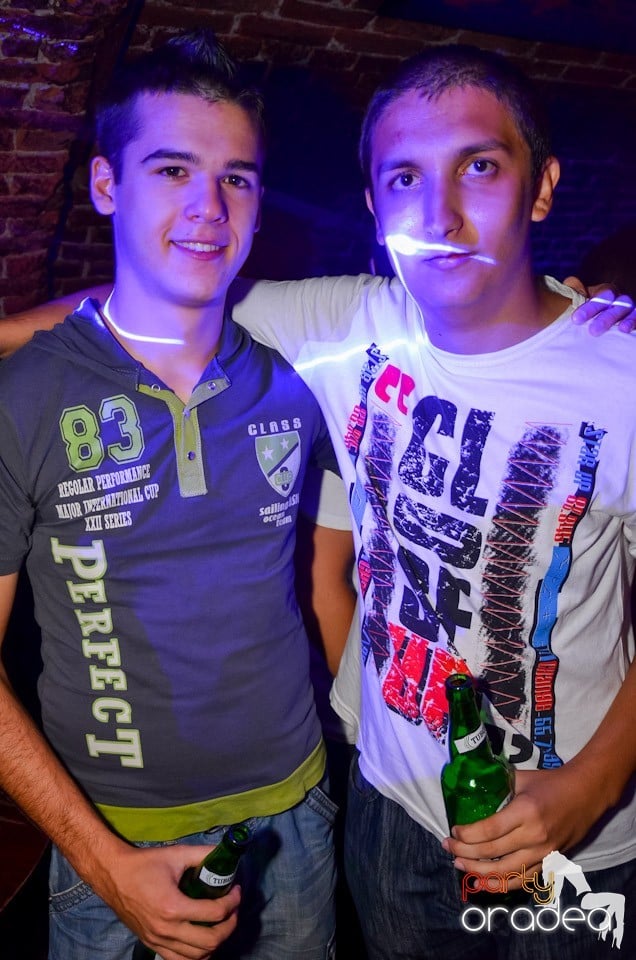 Club Escape nu doarme!, 