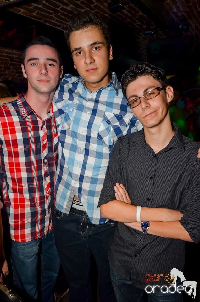 Club Escape nu doarme!, 