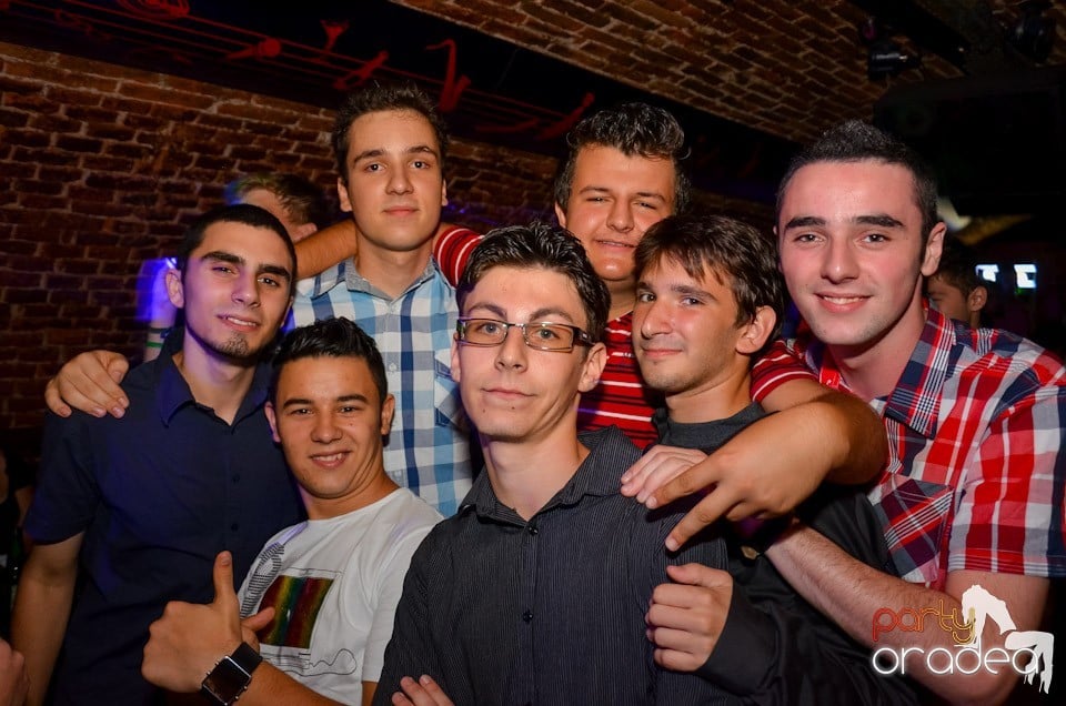 Club Escape nu doarme!, 