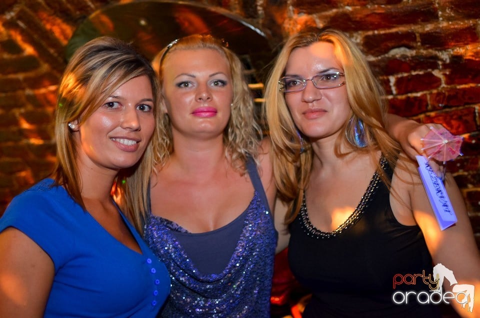 Club Escape nu doarme!, 