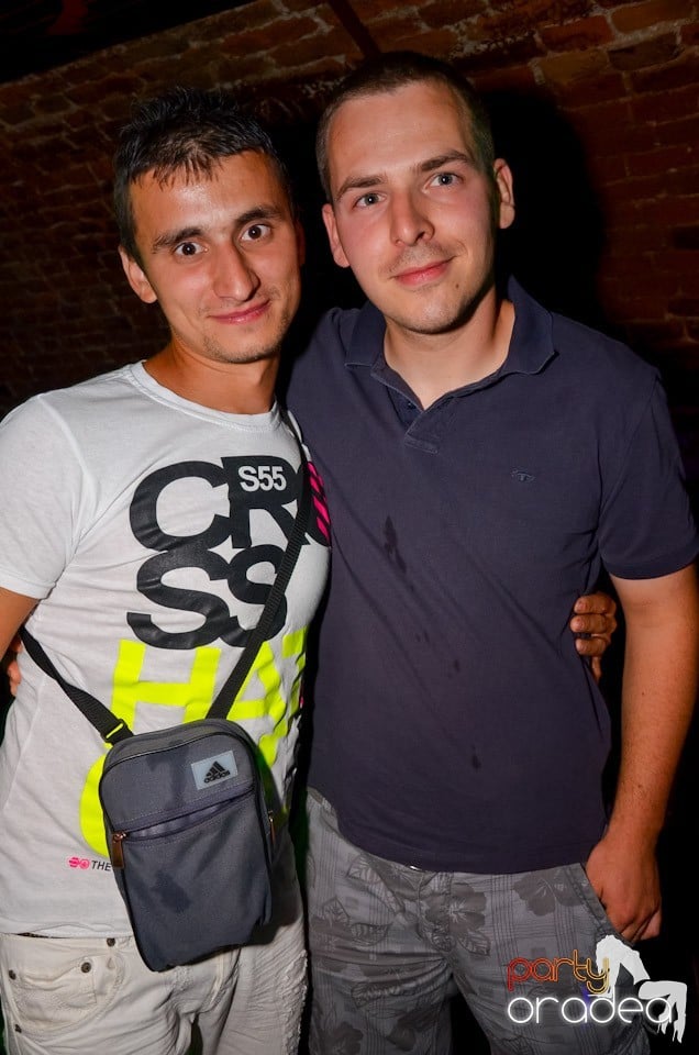 Club Escape nu doarme!, 