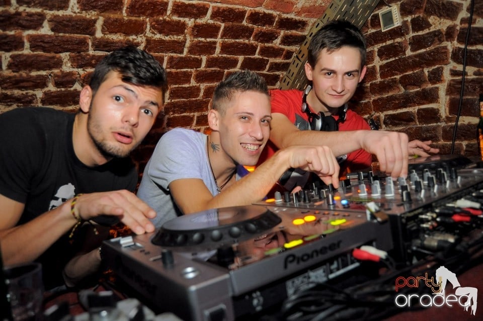 Club Escape prezintă: Green Day, 