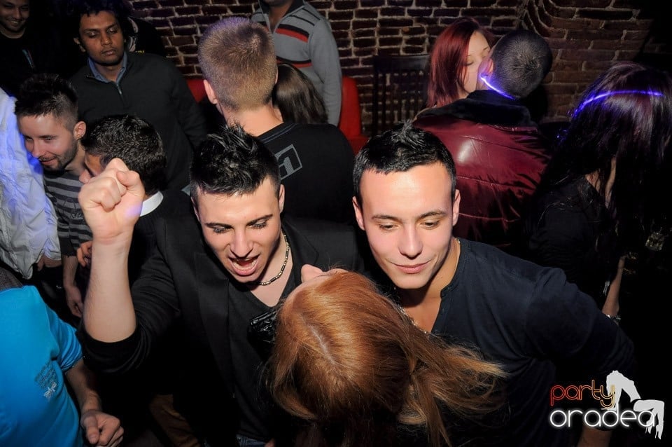 Club Escape prezintă: Green Day, 