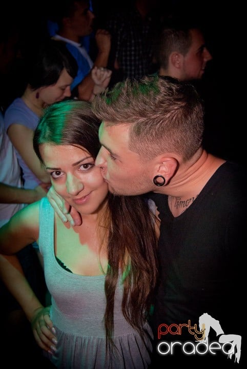 Club escape seară de seară, 