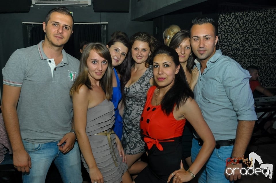 Club Life: Blaga de la Oradea & Speedy Band, 