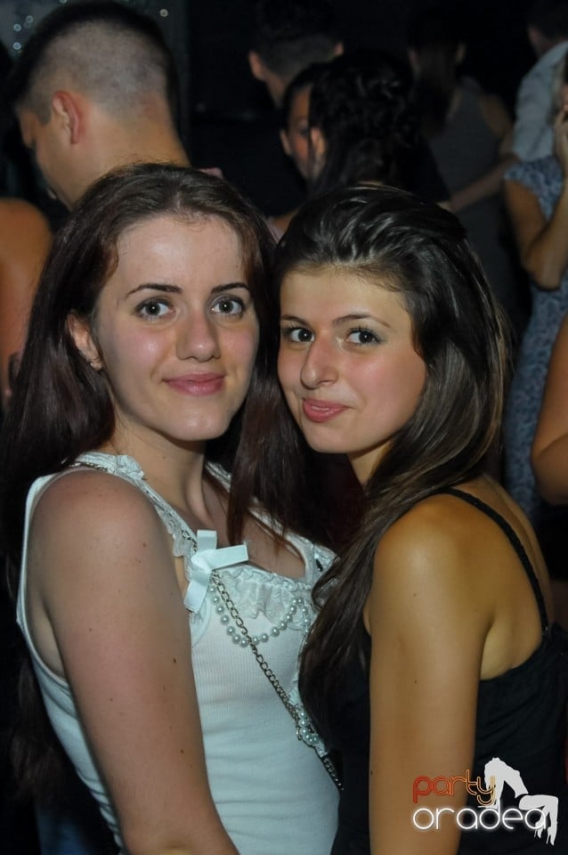 Club Life: Blaga de la Oradea & Speedy Band, 