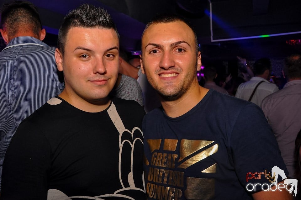 Club Life: Music in the Night, 