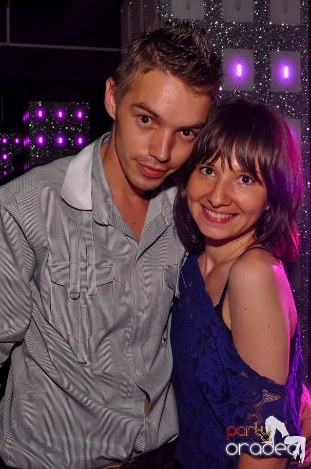 Club Life: Music in the Night, 