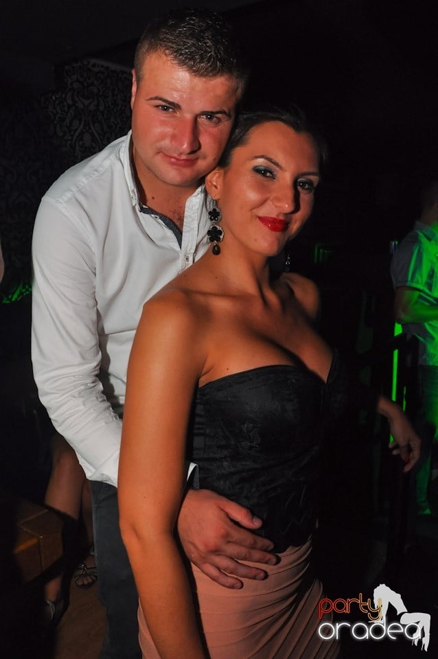 Club Life: Music in the Night, 