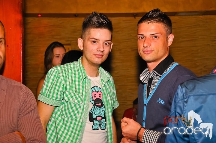 Clubbing în Downtown, 