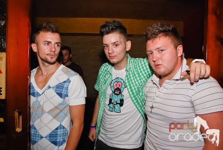 Clubbing în Downtown, 