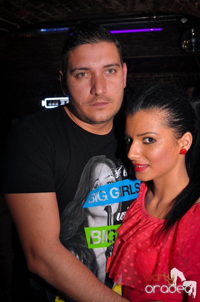 Clubbing în Escape, 