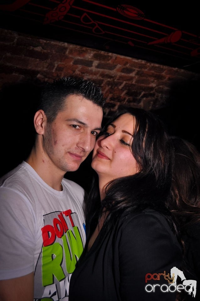 Clubbing în Escape, 