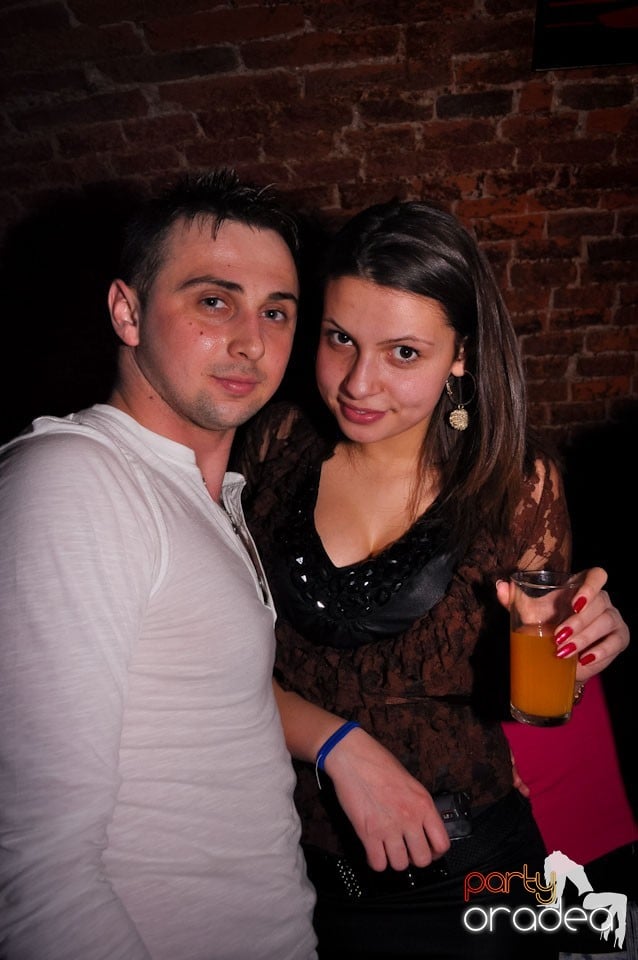 Clubbing în Escape, 