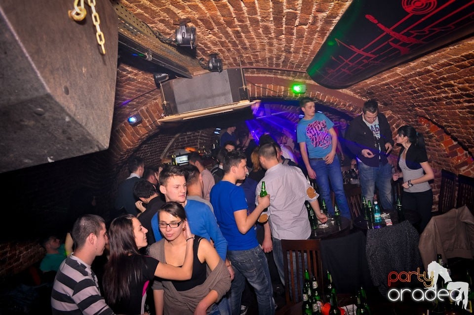 Clubbing în Escape, 