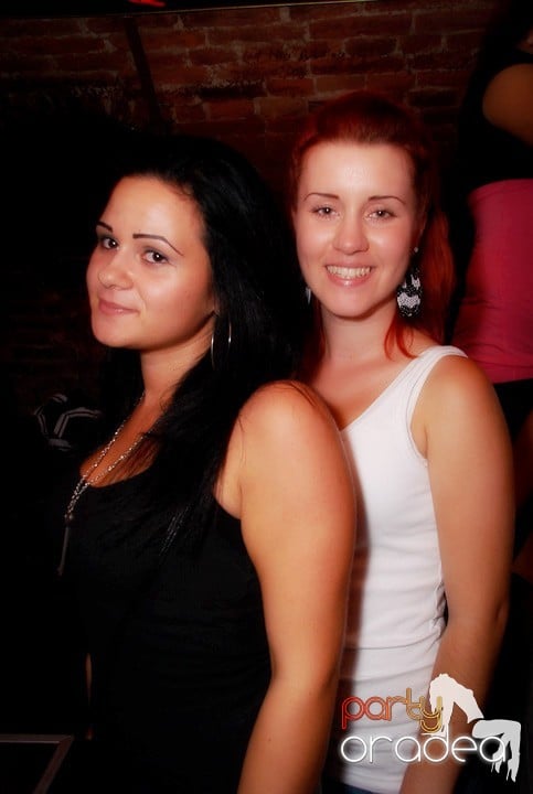 Clubbing în Escape, 