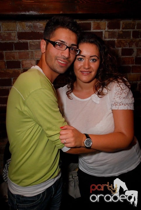 Clubbing în Escape, 