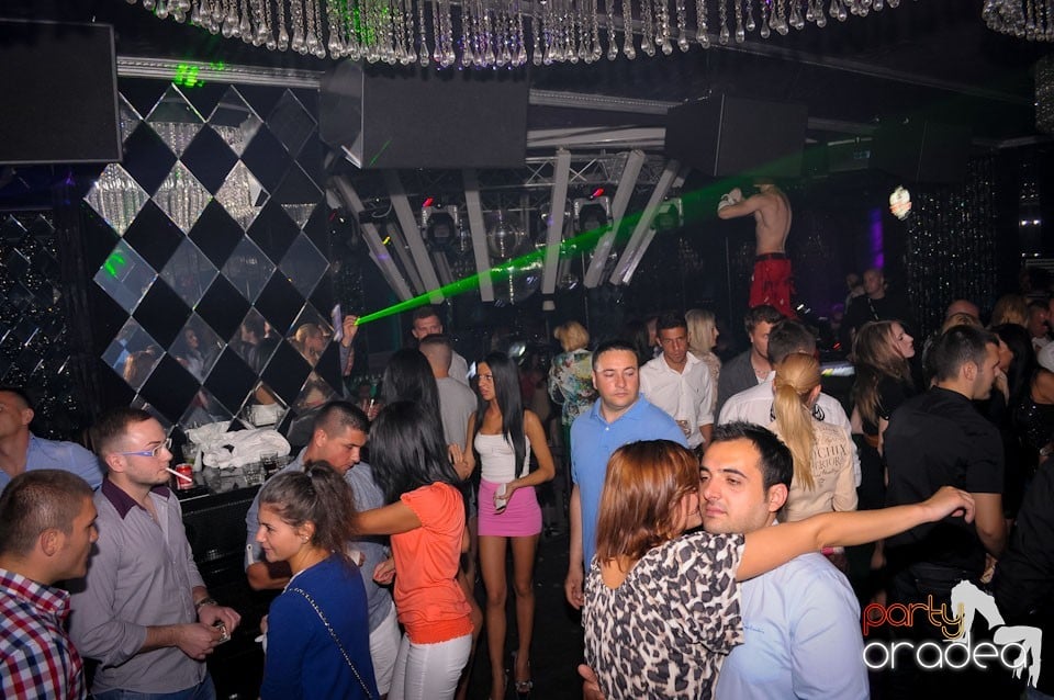 Clubbing în The One, 