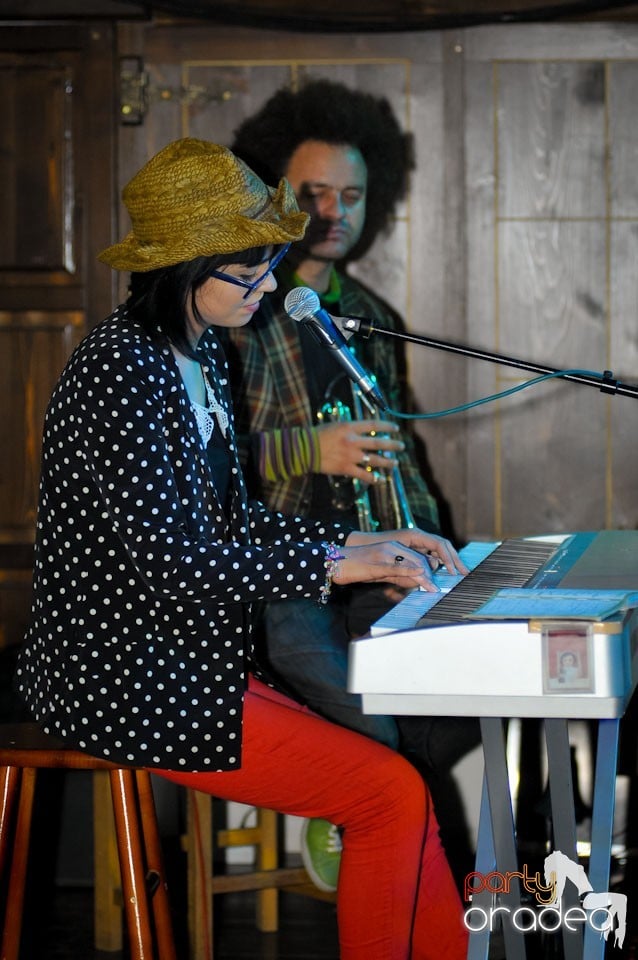 Concert Alexandrina Hristov în Queen's, Queen's Music Pub
