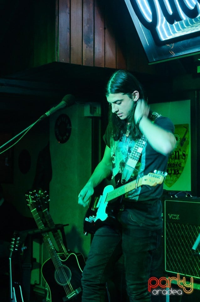 Concert Bosquito, Queen's Music Pub