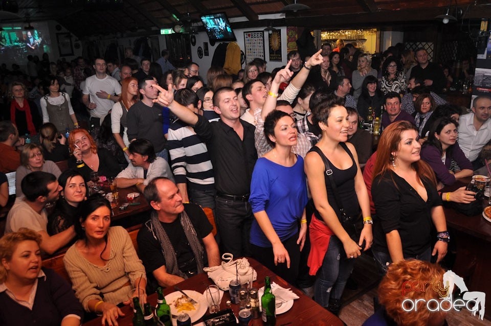 Concert Compact în Queen's Music Pub, Queen's Music Pub