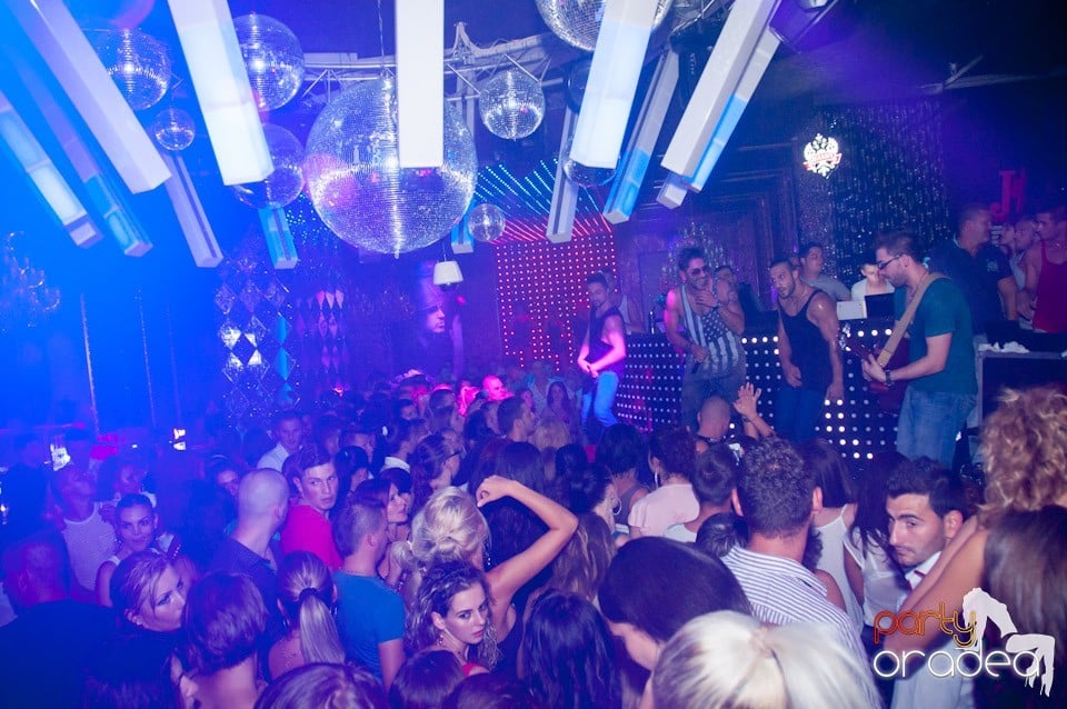 Concert Connect-R în The One, 