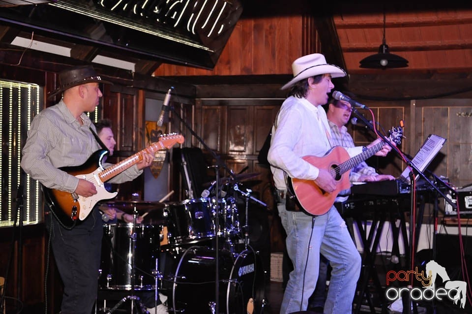 Concert Desperado în Queen's, Queen's Music Pub