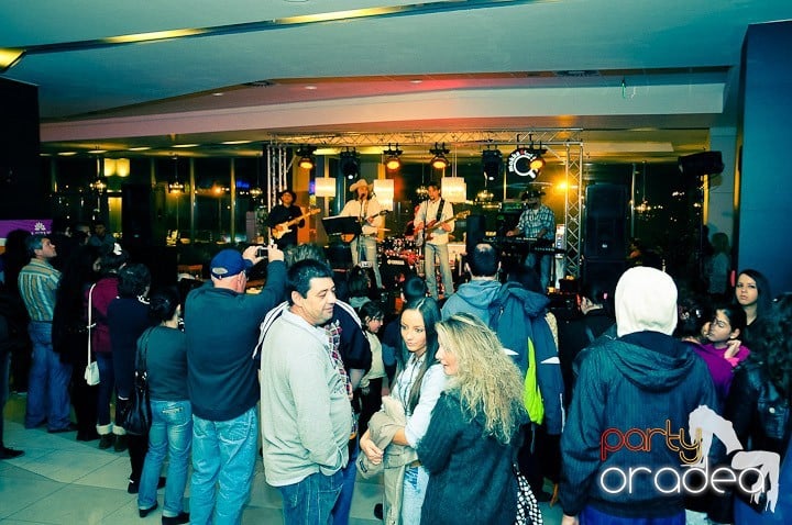 Concert Desperado, Lotus Center