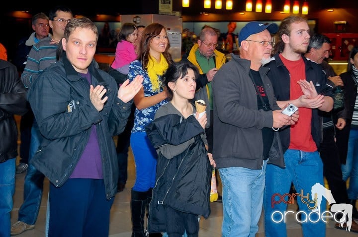 Concert Desperado, Lotus Center