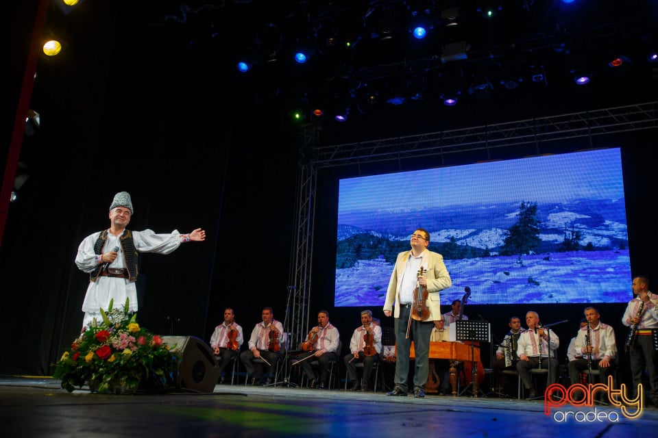 Concert Folcloric, Teatrul Regina Maria