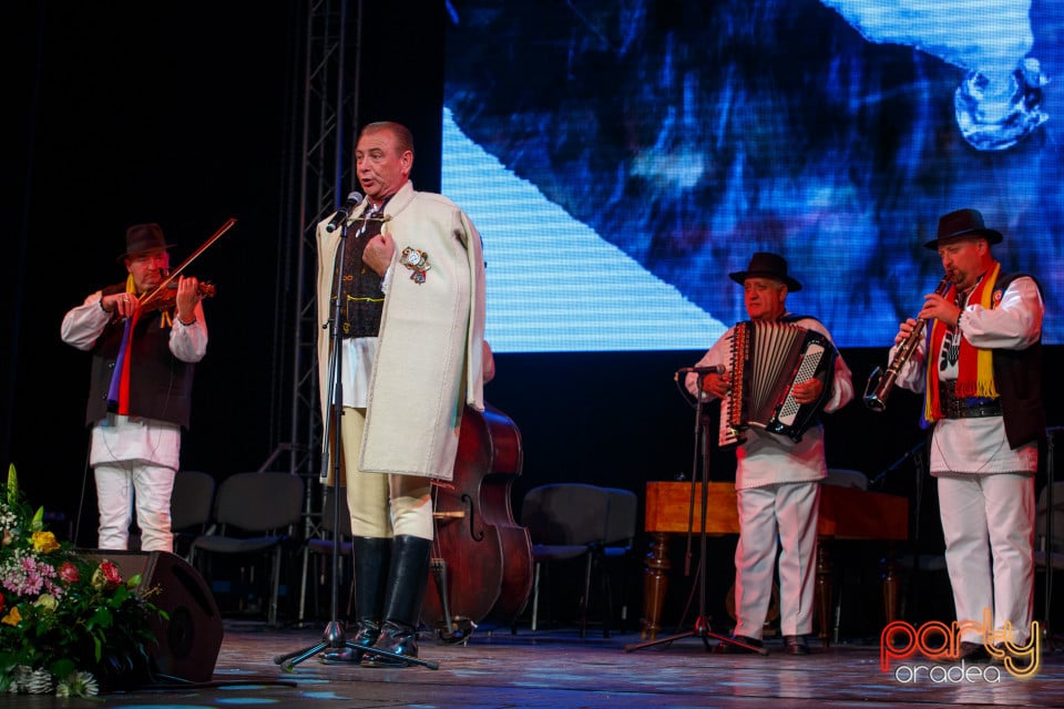 Concert Folcloric, Teatrul Regina Maria
