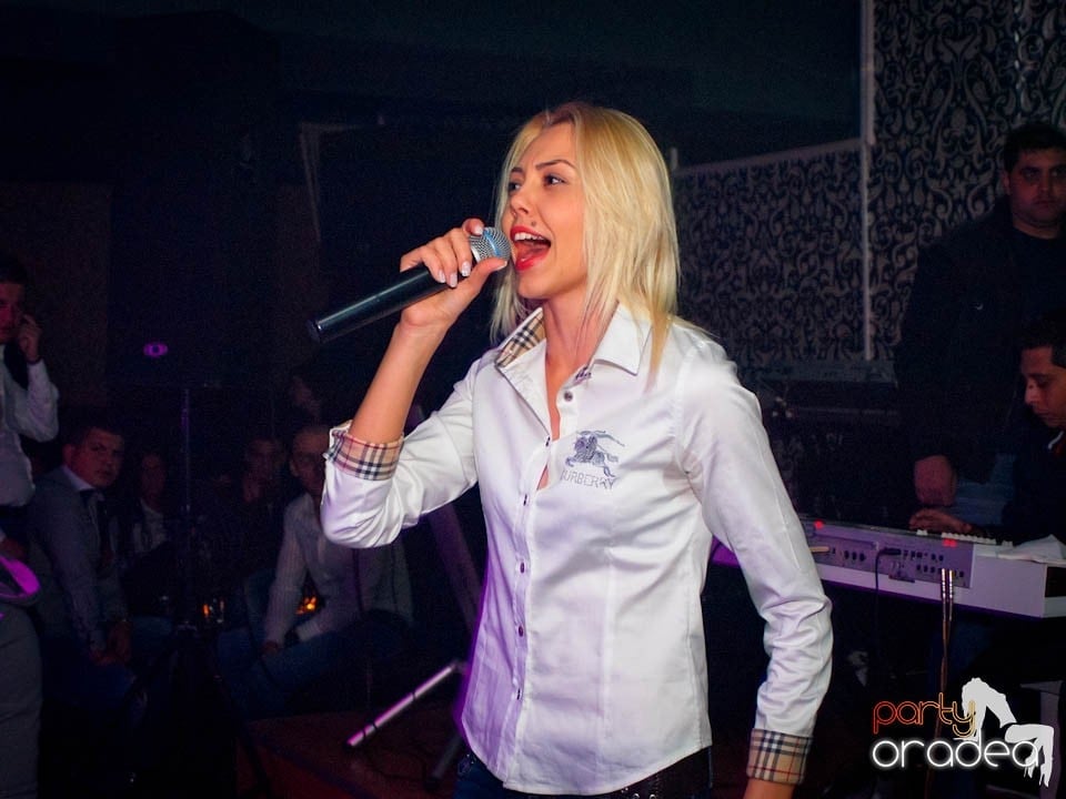 Concert Live cu Denisa în Club Life, 