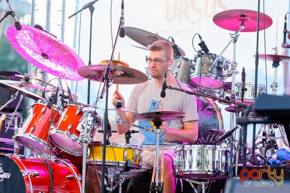 Concert Loyal, Oradea