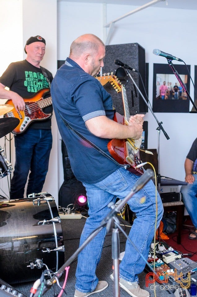 Concert Marius Dobra Band, Kosher wine coffee and jazz