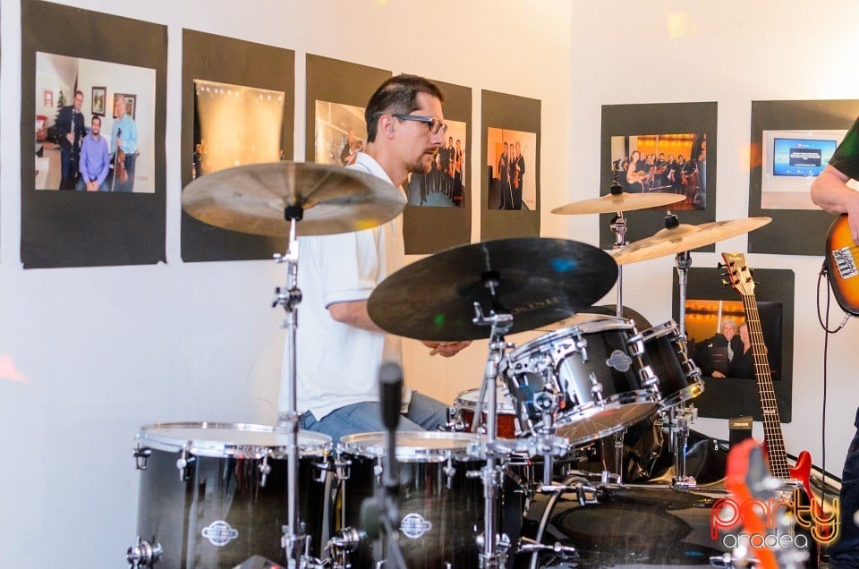 Concert Marius Dobra Band, Kosher wine coffee and jazz