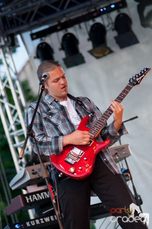 Concert Red Wine,