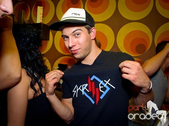 Crazy Legs cu DJ Palotai, Juice