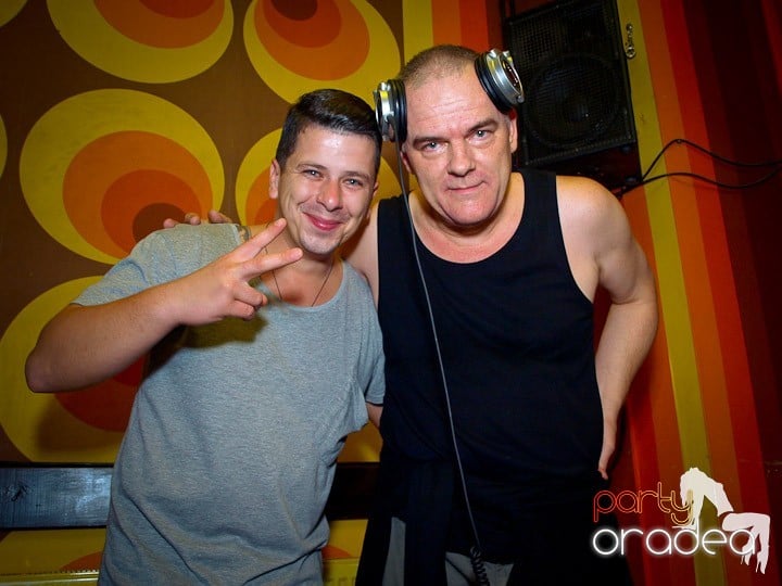 Crazy Legs cu DJ Palotai, Juice