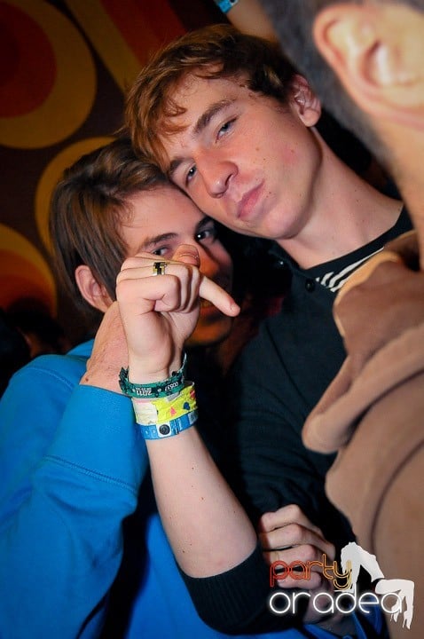 Crazy Legs cu DJ Palotai, Juice