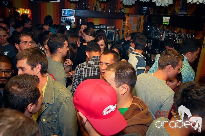 Crazy Legs cu DJ Palotai, Juice