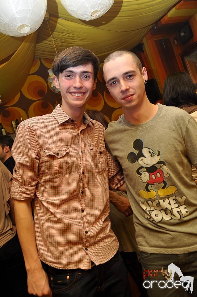 Crazy Legs - The Dirty Dubsters, Juice