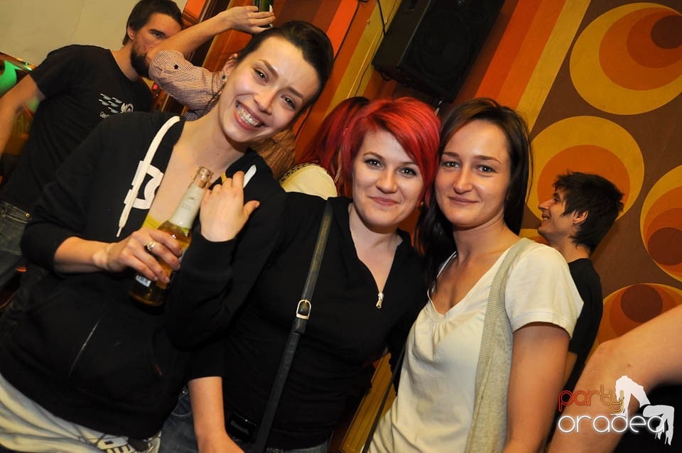 Crazy Legs - The Dirty Dubsters, Juice