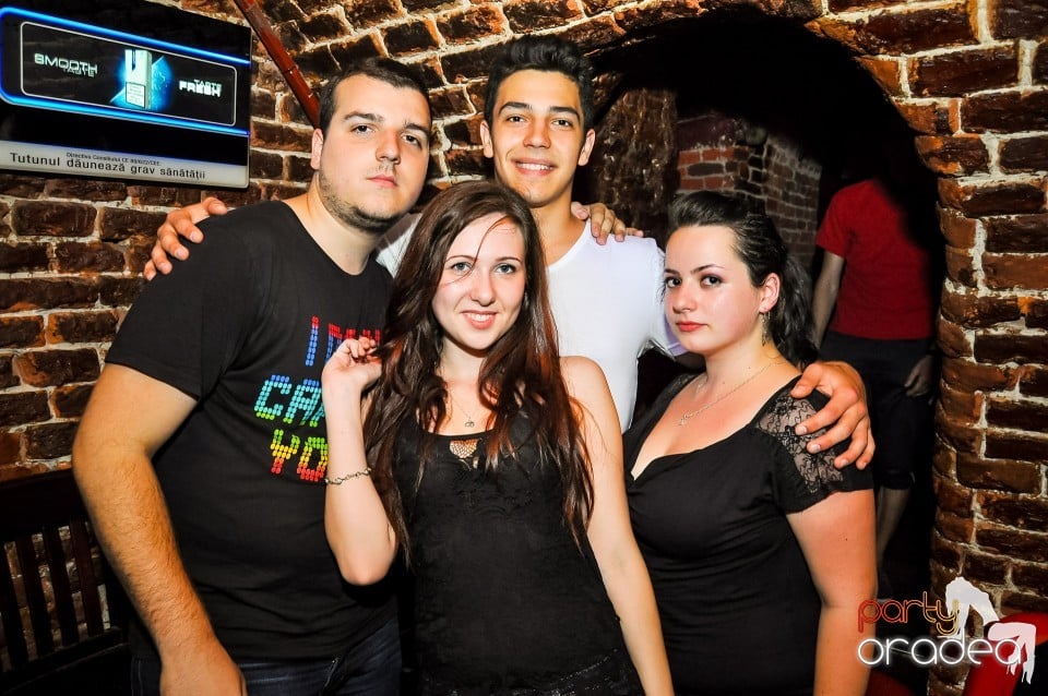 Crazy One Hour Free Holsten Party, 